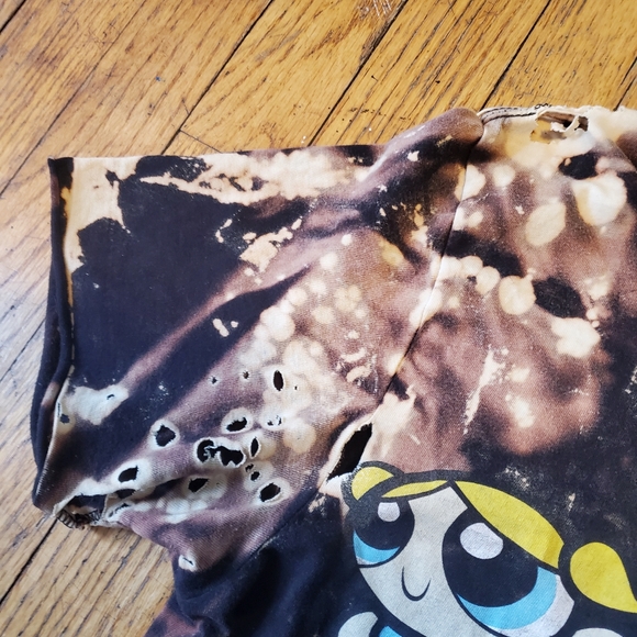 CLOSET CLOSING 7/31 Powerpuff Girls Crop Distressed Tshirt Size XS - Picture 4 of 5